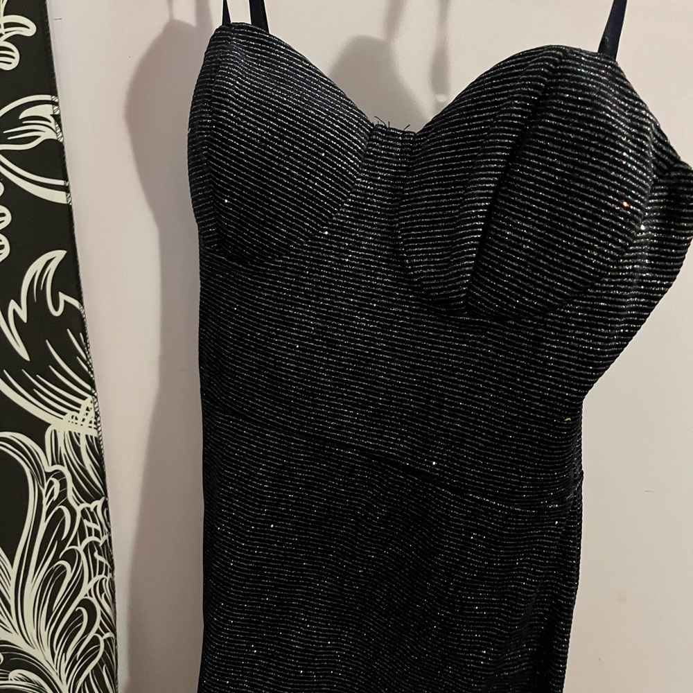 from windsor! wore once, size small. like new condition - Picture 3 of 3